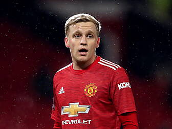 Van de Beek ruled out of Europ...